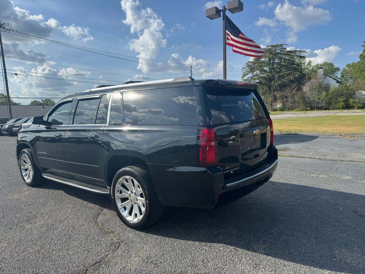 Chevrolet Suburban 4WD 4dr LTZ 2015