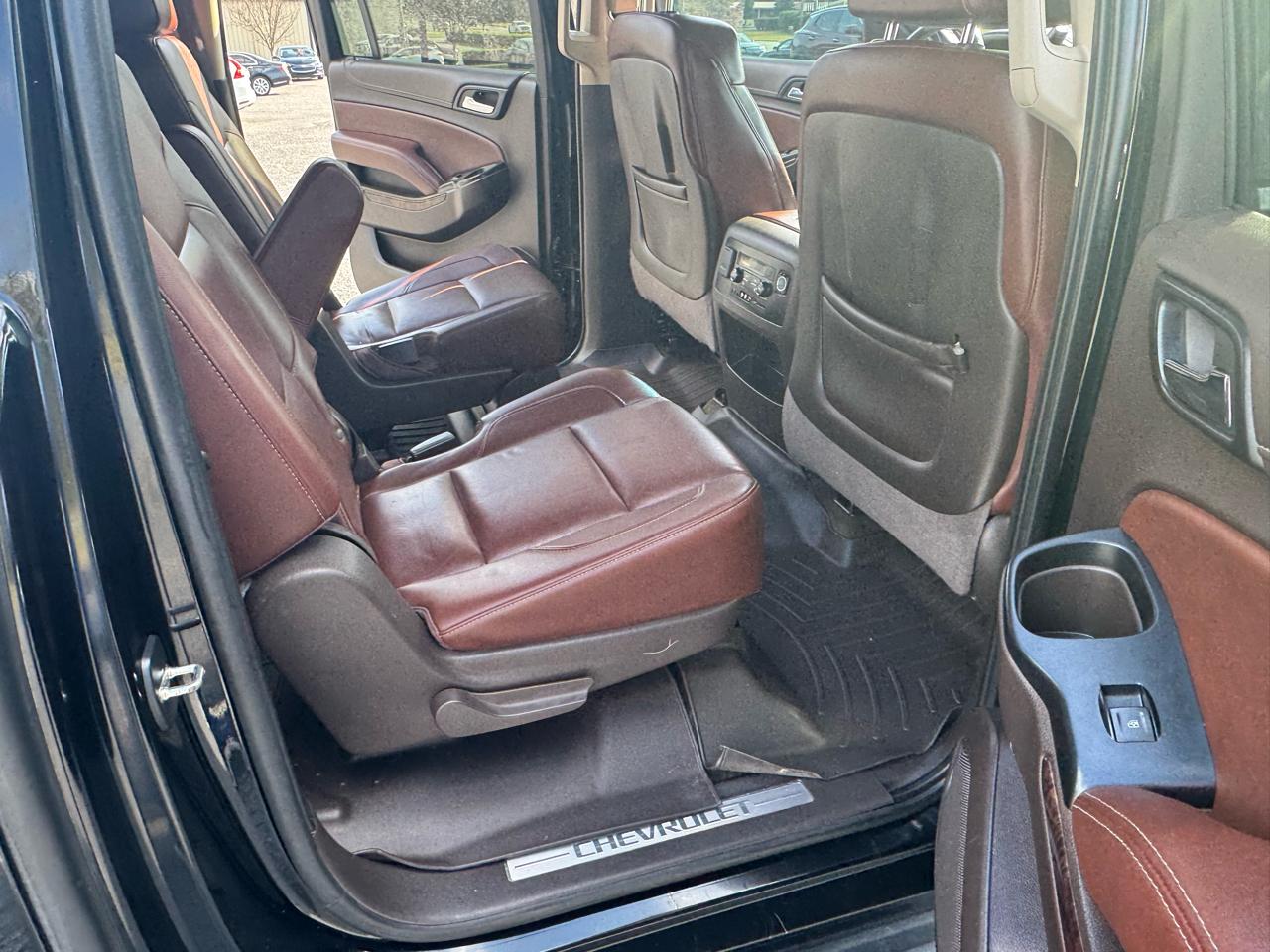 Chevrolet Suburban 4WD 4dr LTZ 2015