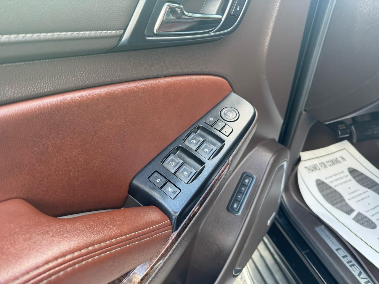 Chevrolet Suburban 4WD 4dr LTZ 2015