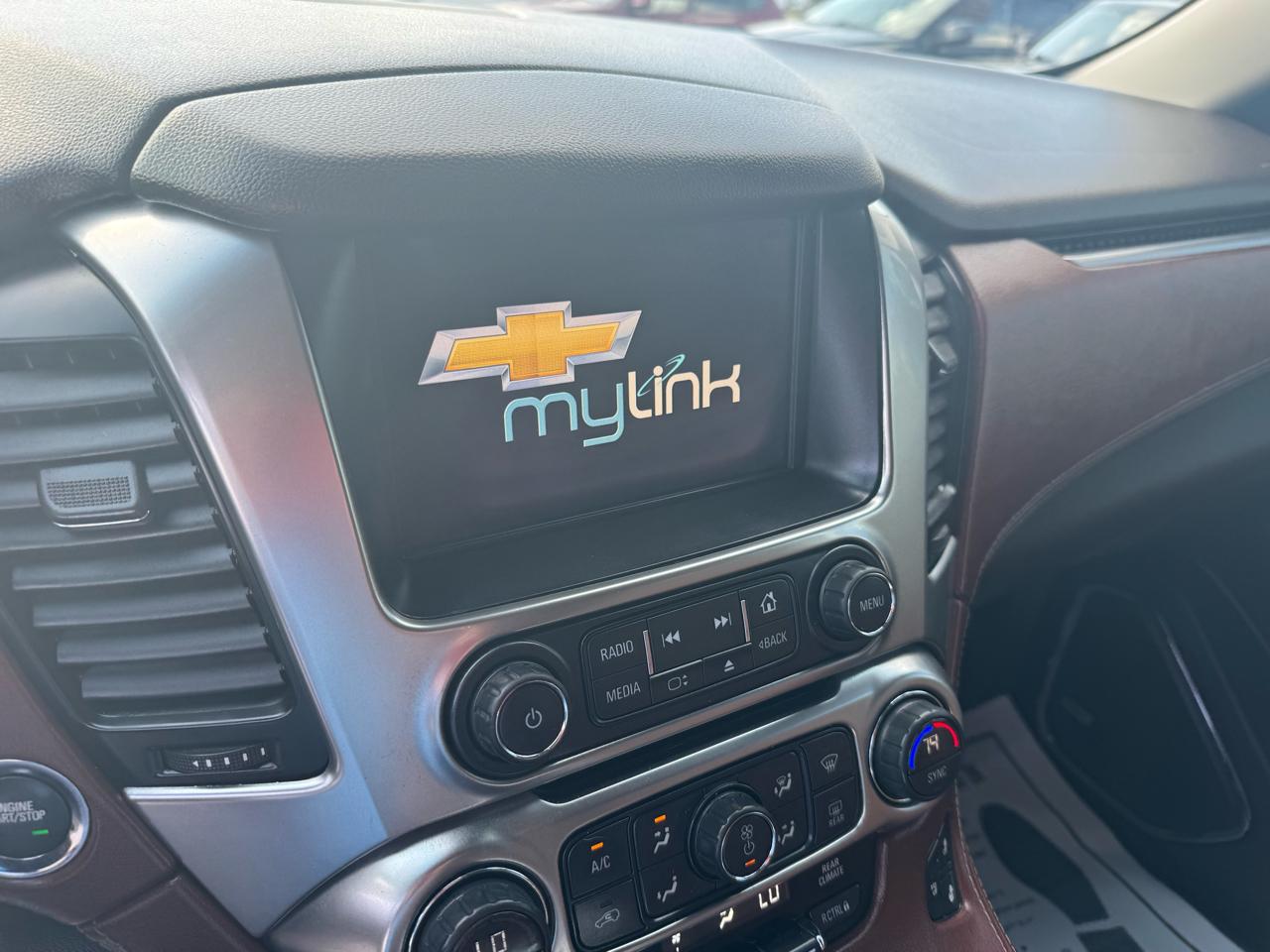 Chevrolet Suburban 4WD 4dr LTZ 2015