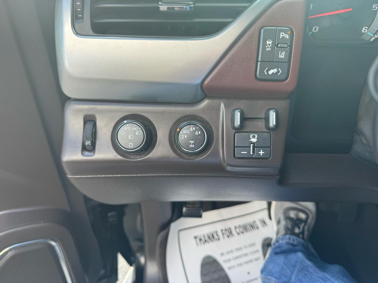 Chevrolet Suburban 4WD 4dr LTZ 2015