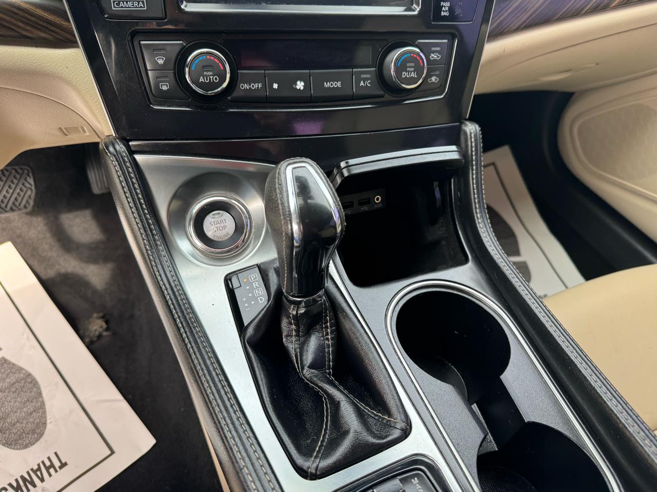 Nissan Maxima 4dr Sdn 3.5 Platinum 2016