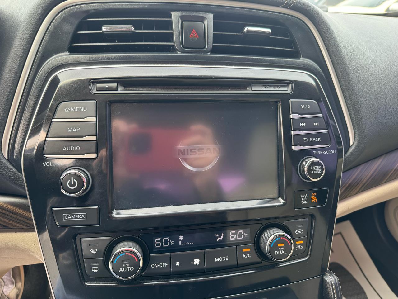 Nissan Maxima 4dr Sdn 3.5 Platinum 2016