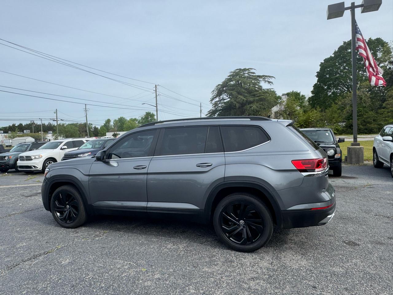 Volkswagen Atlas 2021.5 3.6L V6 SE w/Technology FWD 2021