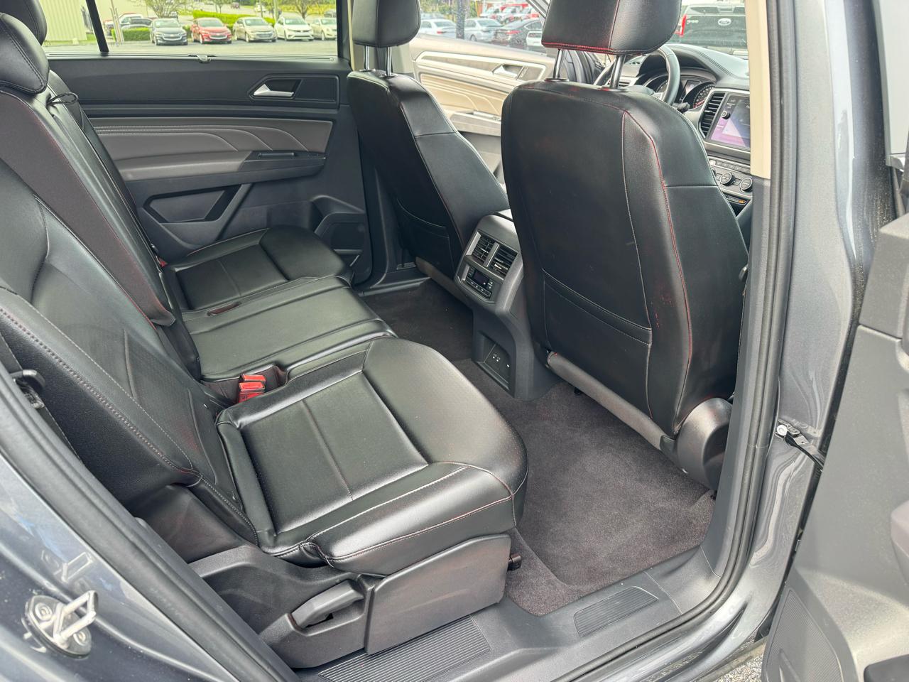 Volkswagen Atlas 2021.5 3.6L V6 SE w/Technology FWD 2021