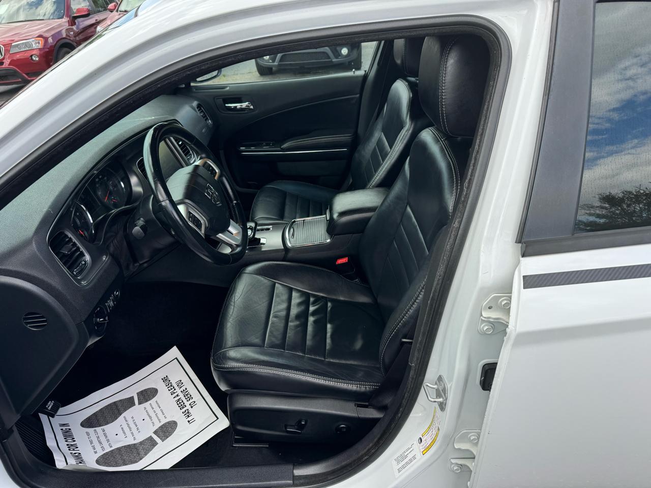 Dodge Charger 4dr Sdn SXT Plus RWD 2014