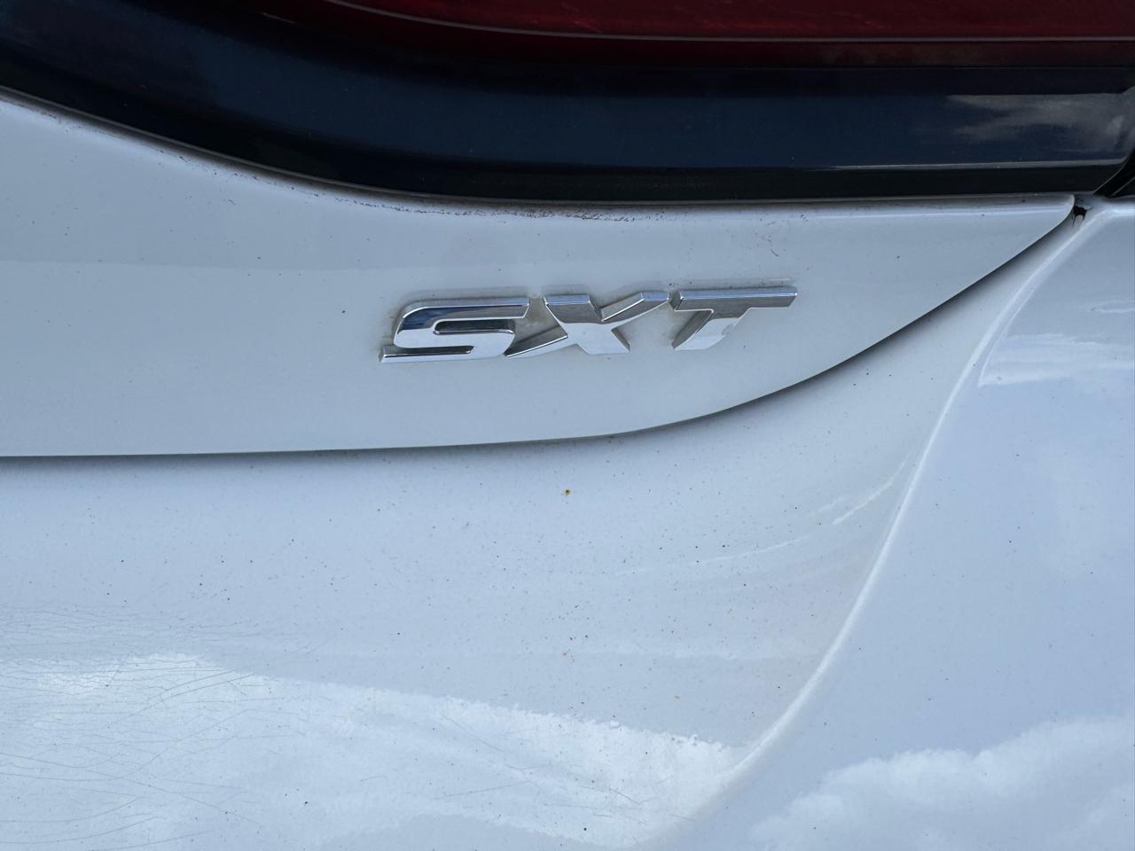 Dodge Charger 4dr Sdn SXT Plus RWD 2014