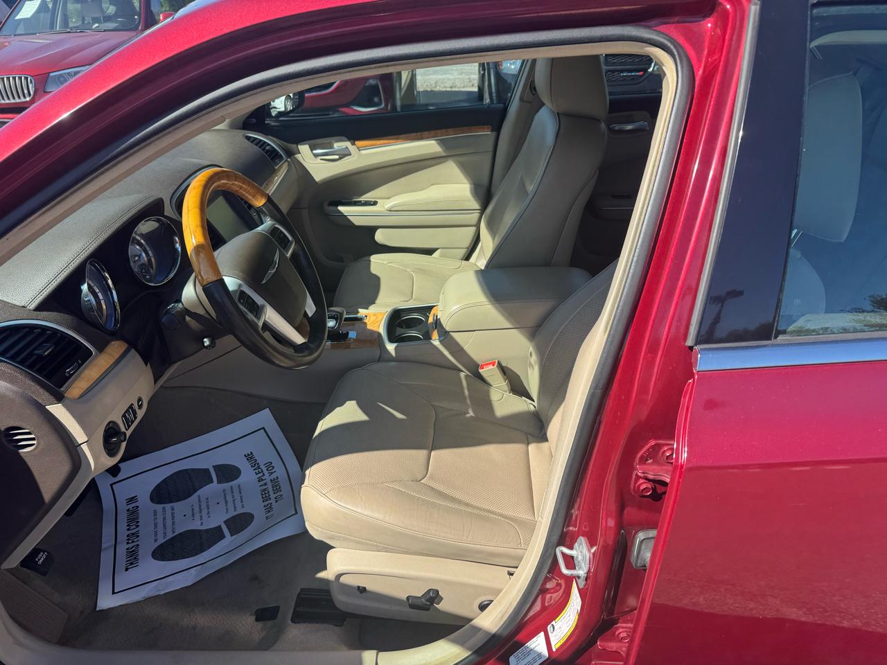 Chrysler 300 4dr Sdn 300C RWD 2014