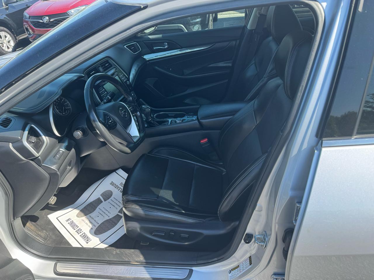 Nissan Maxima SV 3.5L 2021