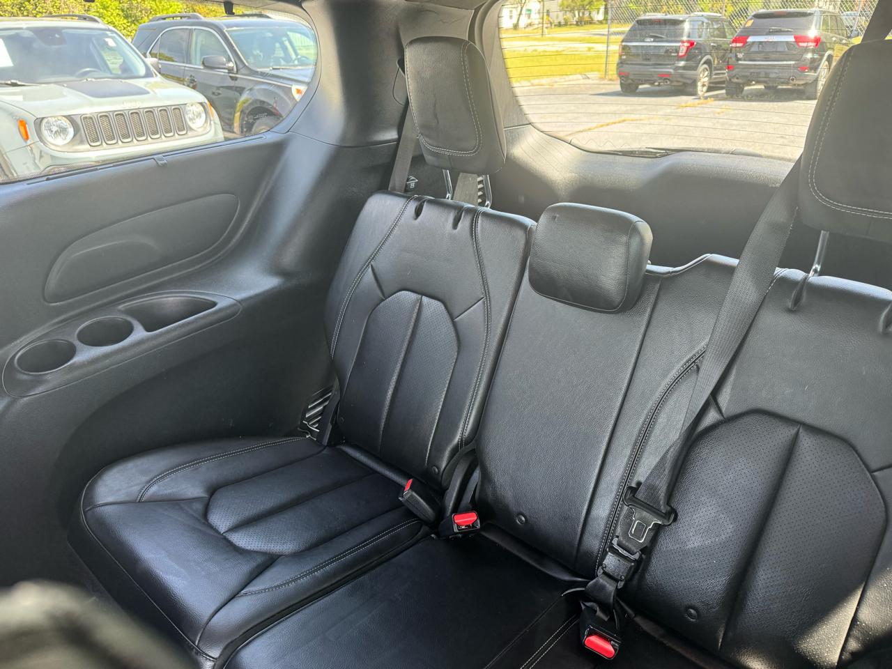 Chrysler Pacifica Touring L FWD 2018