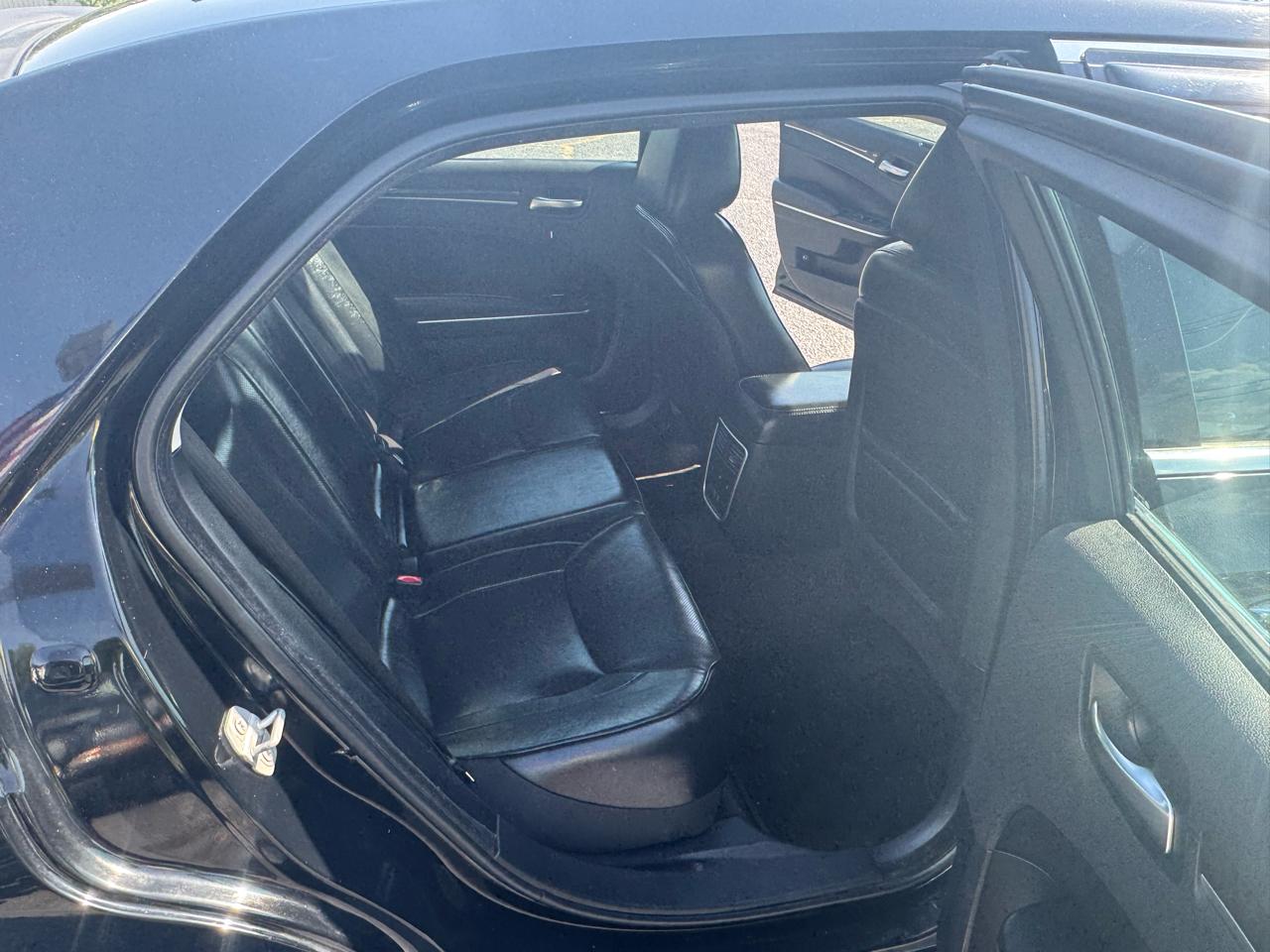 Chrysler 300 300C RWD 2017