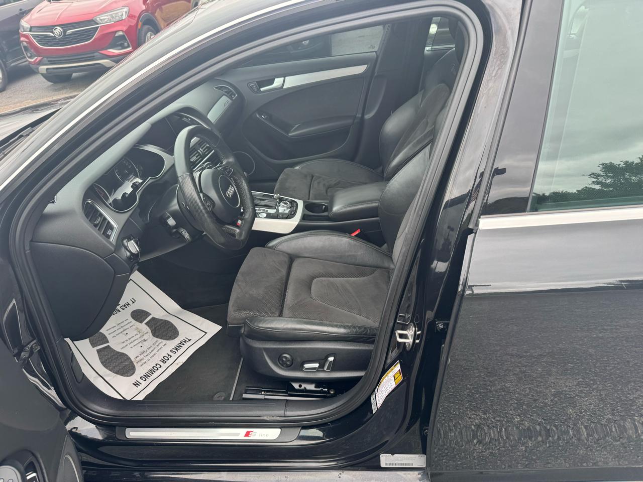 Audi A4 4dr Sdn Auto quattro 2.0T Prestige 2013