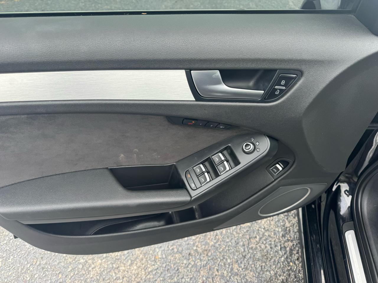 Audi A4 4dr Sdn Auto quattro 2.0T Prestige 2013