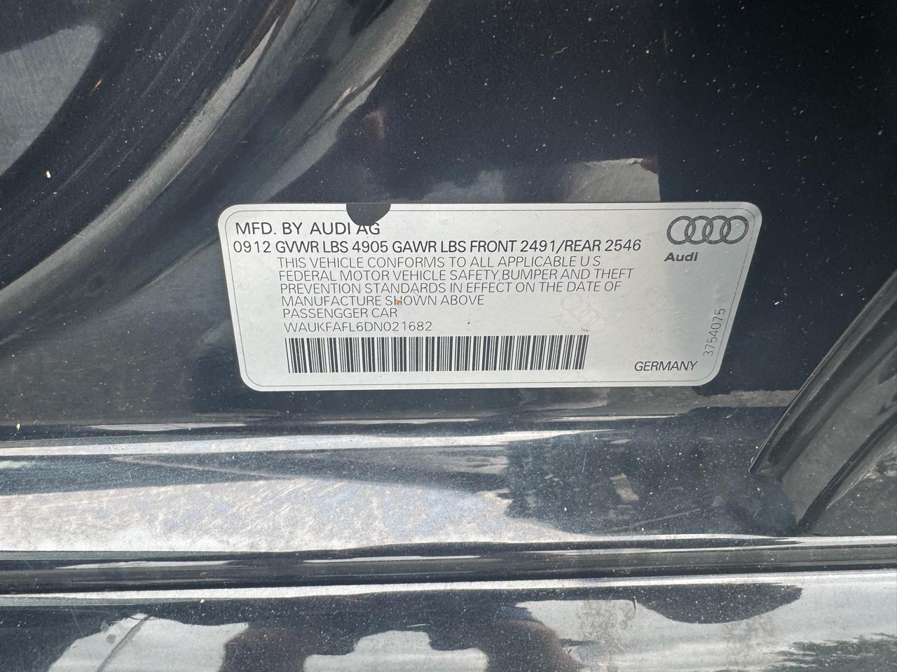 Audi A4 4dr Sdn Auto quattro 2.0T Prestige 2013