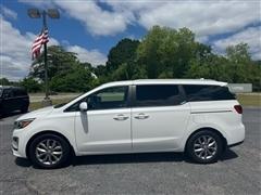 2020 Kia Sedona 