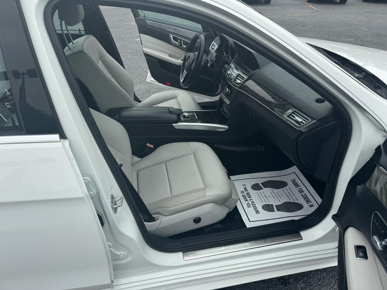 Mercedes-Benz E-Class 4dr Sdn E 350 Sport RWD 2015
