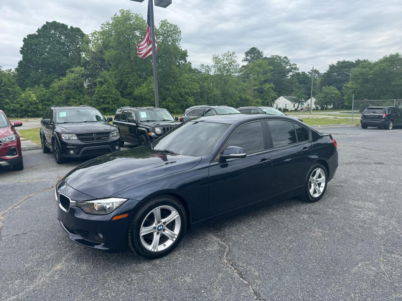 BMW 3 Series 4dr Sdn 328i RWD SULEV 2014