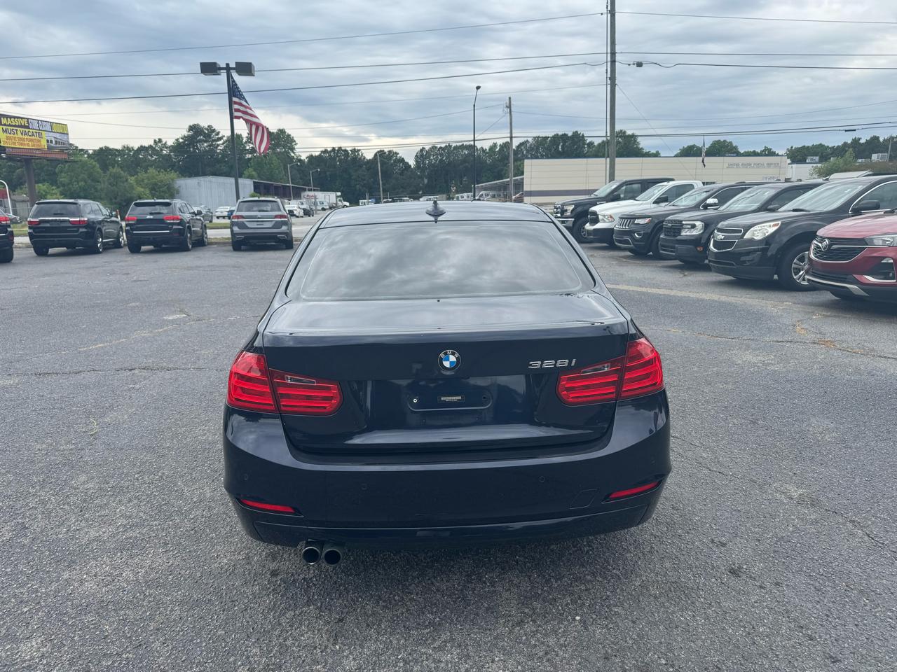 BMW 3 Series 4dr Sdn 328i RWD SULEV 2014