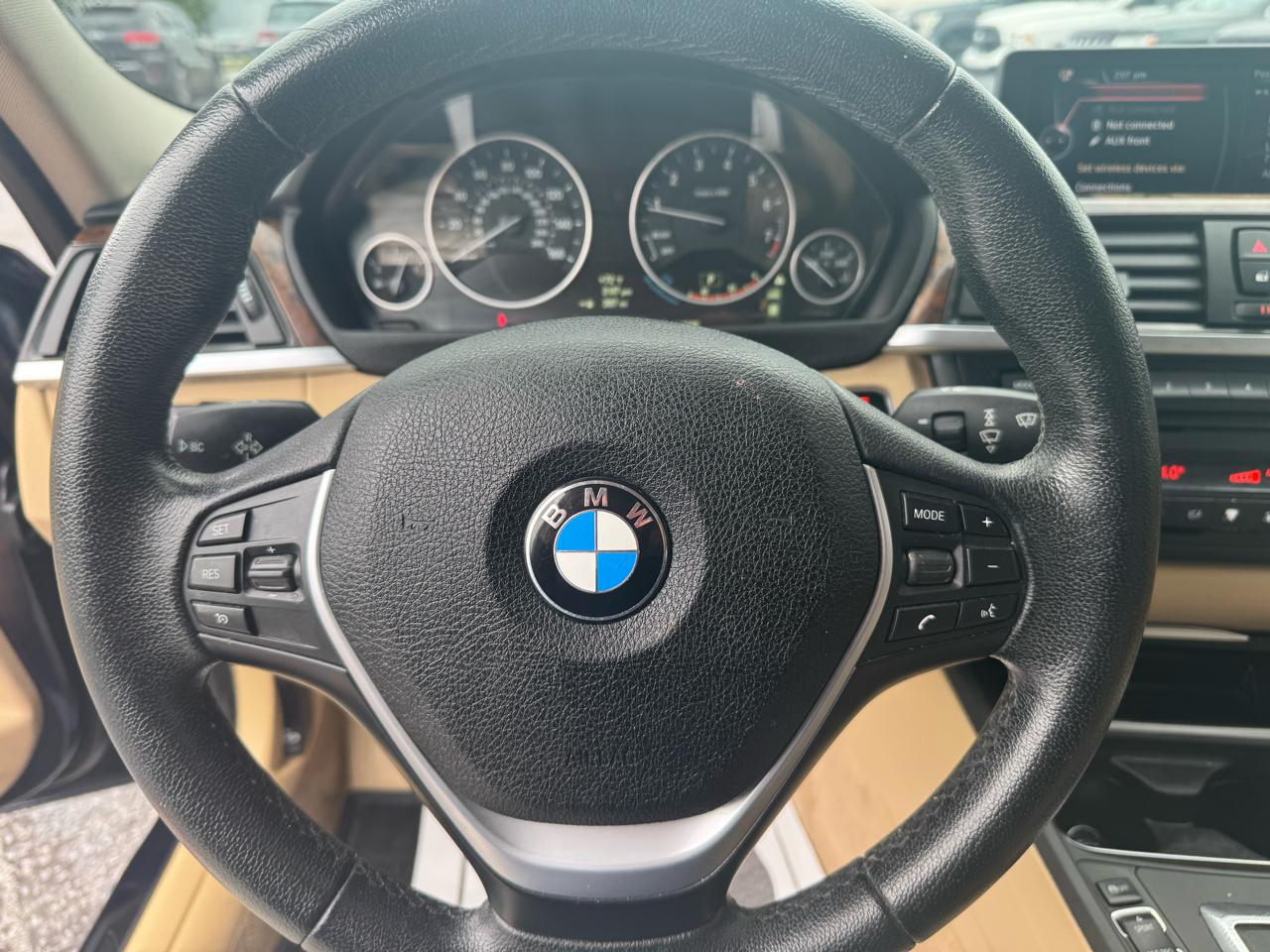 BMW 3 Series 4dr Sdn 328i RWD SULEV 2014