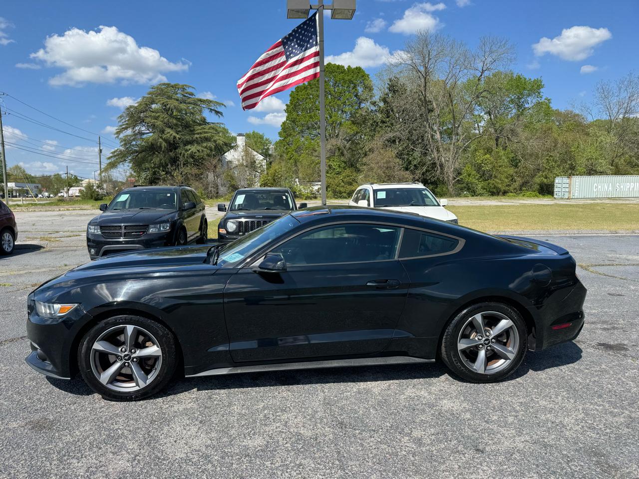 Ford Mustang 2dr Fastback V6 2015