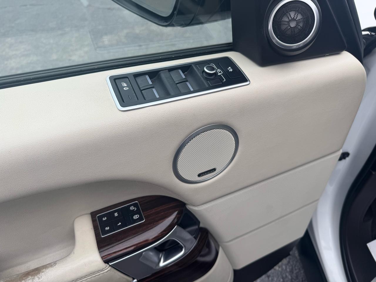 Land Rover Range Rover 4WD 4dr Supercharged 2016