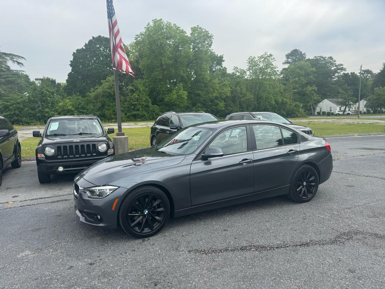 BMW 3 Series 320i xDrive Sedan 2018
