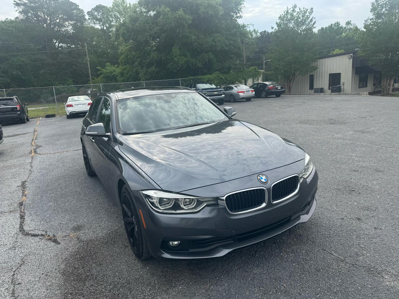 BMW 3 Series 320i xDrive Sedan 2018