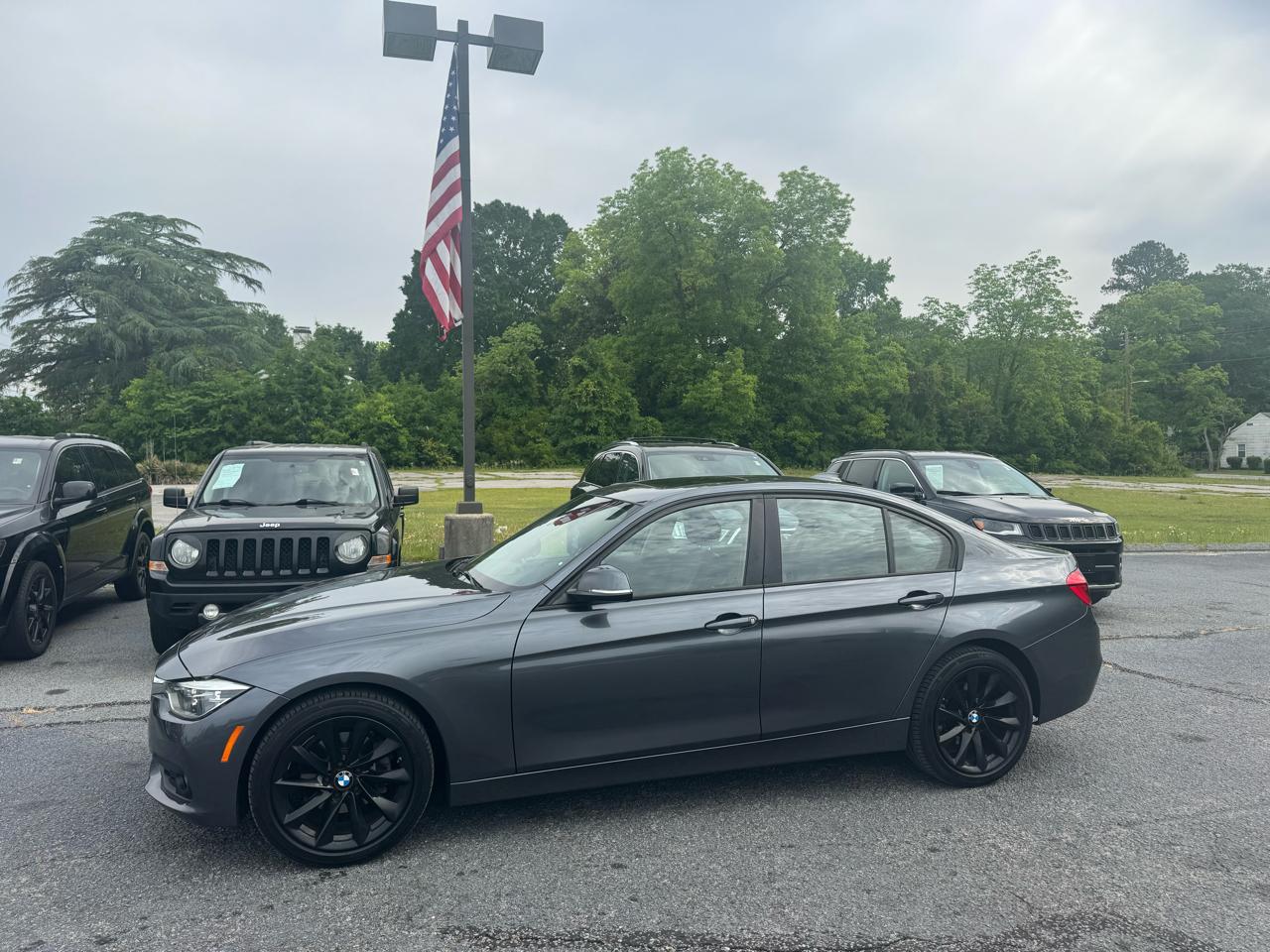 BMW 3 Series 320i xDrive Sedan 2018