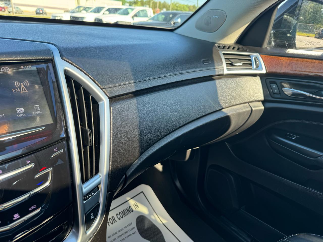 Cadillac SRX FWD 4dr Luxury Collection 2016