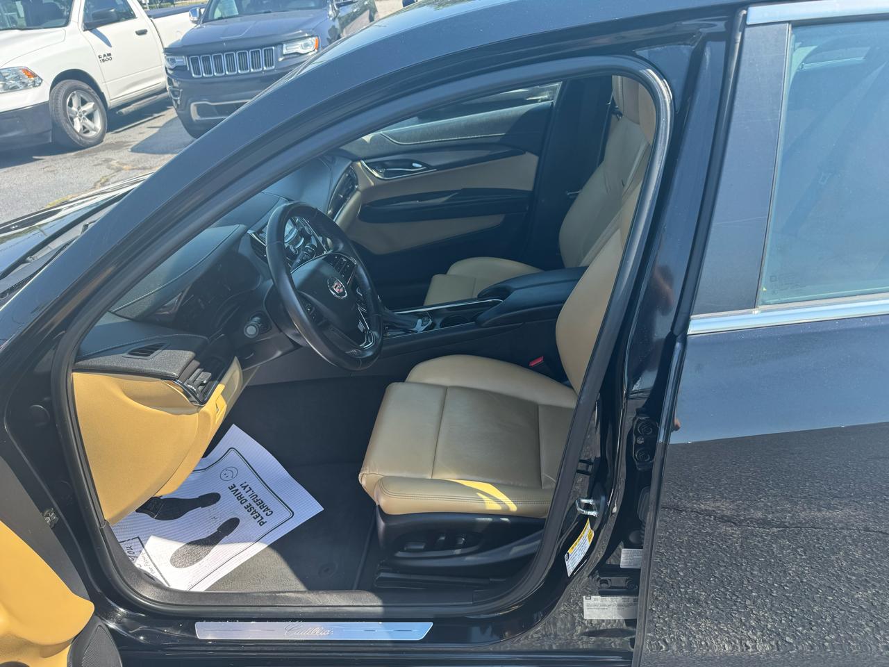 Cadillac ATS 4dr Sdn 2.5L Standard RWD 2014