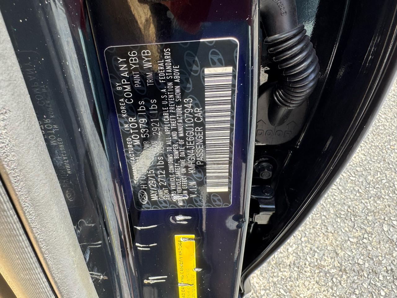 Hyundai Genesis 4dr Sdn V6 3.8L RWD 2016