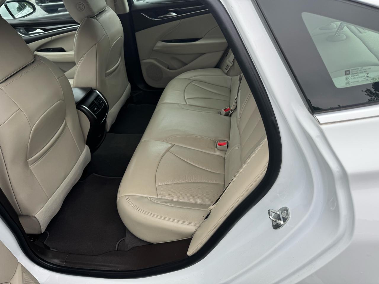 Buick LaCrosse 4dr Sdn Essence FWD 2019