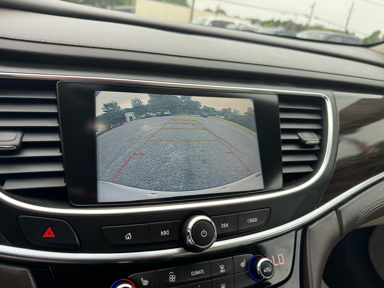 Buick LaCrosse 4dr Sdn Essence FWD 2019