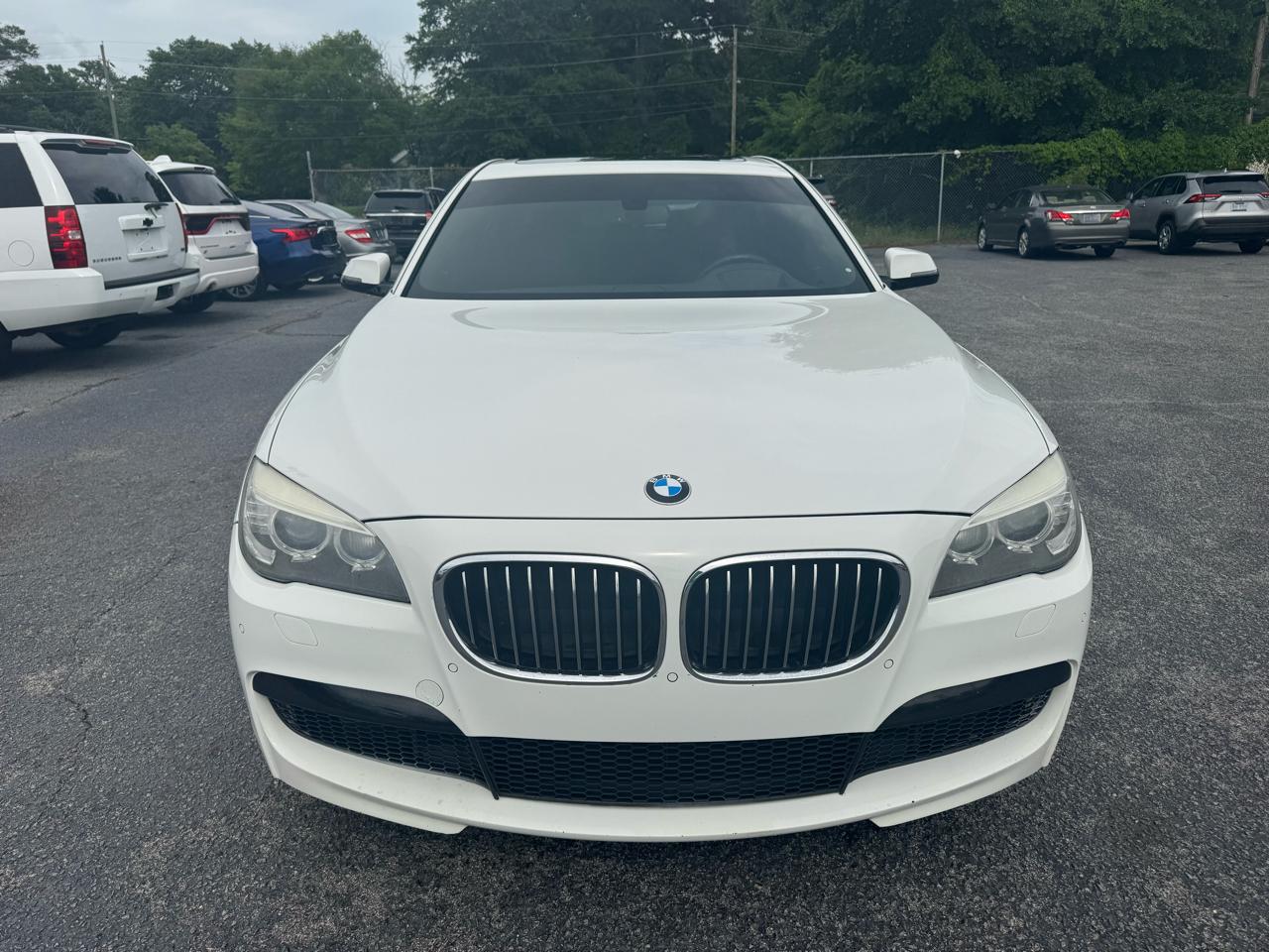 BMW 7 Series 4dr Sdn 740i RWD 2014