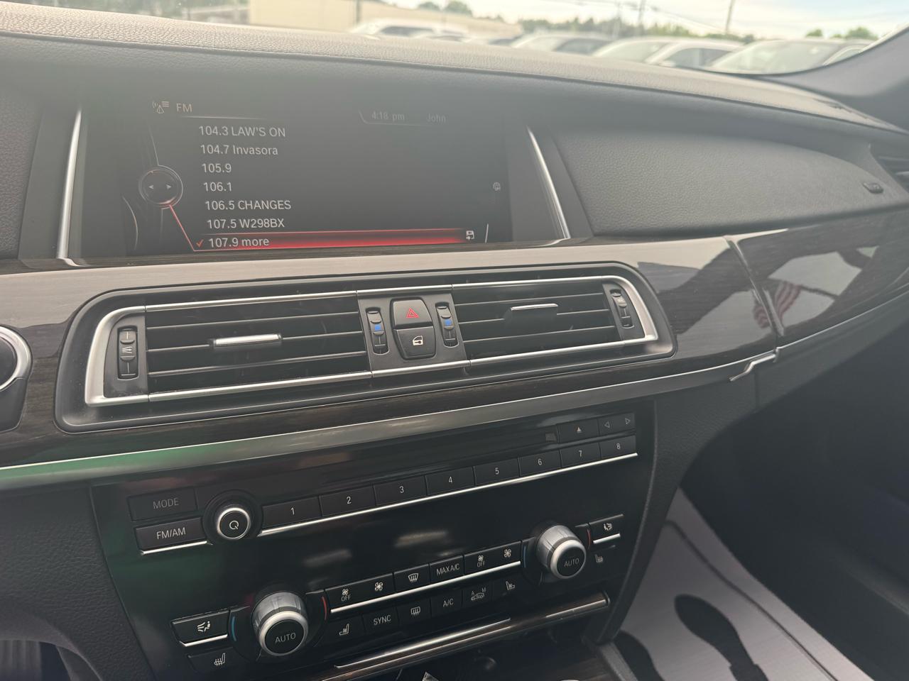 BMW 7 Series 4dr Sdn 740i RWD 2014