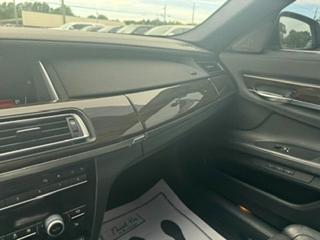BMW 7 Series 4dr Sdn 740i RWD 2014