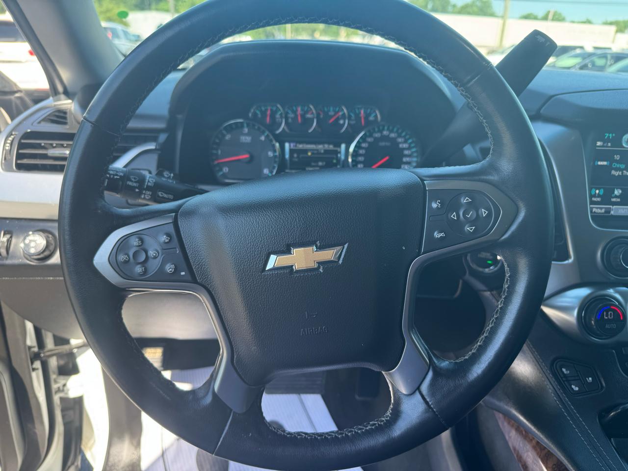 Chevrolet Suburban 4WD 4dr 1500 Premier 2019