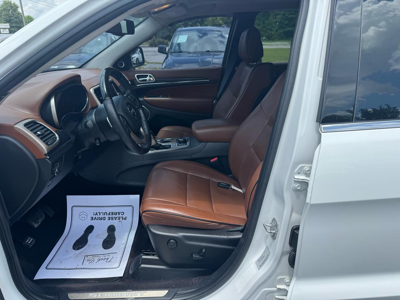 Jeep Grand Cherokee 4WD 4dr Summit 2016