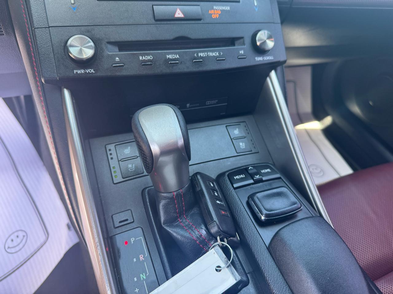 Lexus IS 250 4dr Sport Sdn RWD 2015