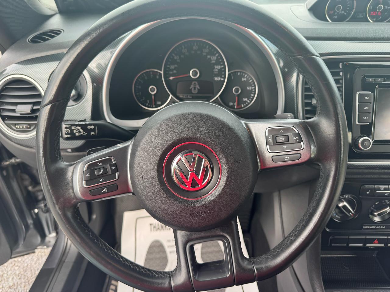 Volkswagen Beetle 2dr Cpe DSG 2.0T Turbo PZEV 2012