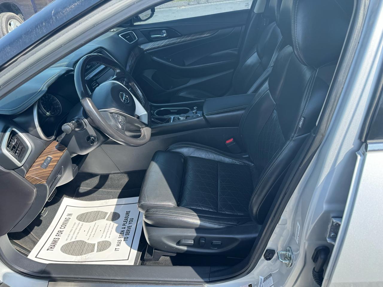 Nissan Maxima 4dr Sdn 3.5 Platinum 2016