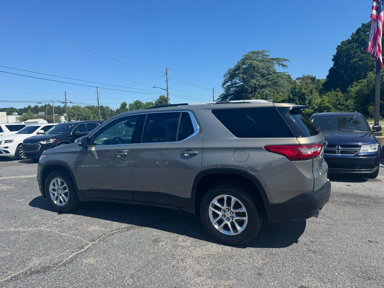 Chevrolet Traverse FWD 4dr LT Cloth w/1LT 2018