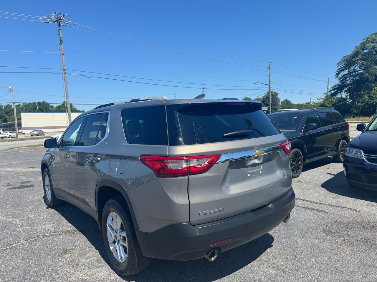 Chevrolet Traverse FWD 4dr LT Cloth w/1LT 2018