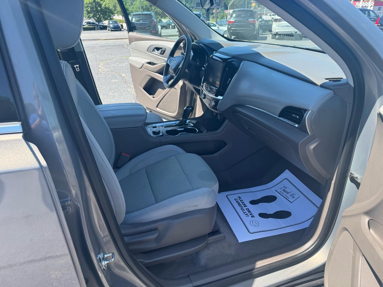 Chevrolet Traverse FWD 4dr LT Cloth w/1LT 2018