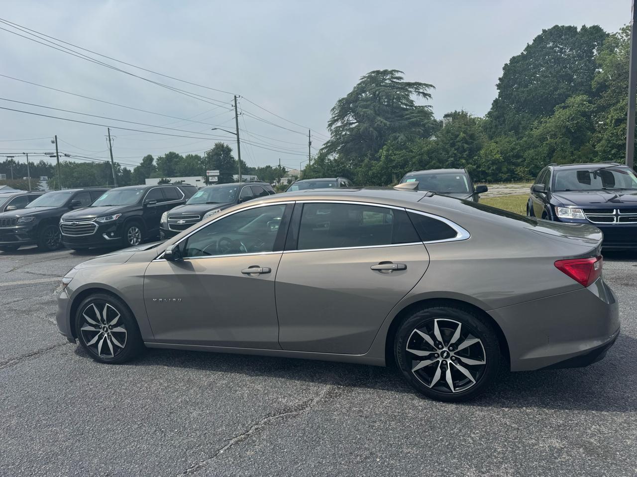 Chevrolet Malibu 4dr Sdn LT w/1LT 2017