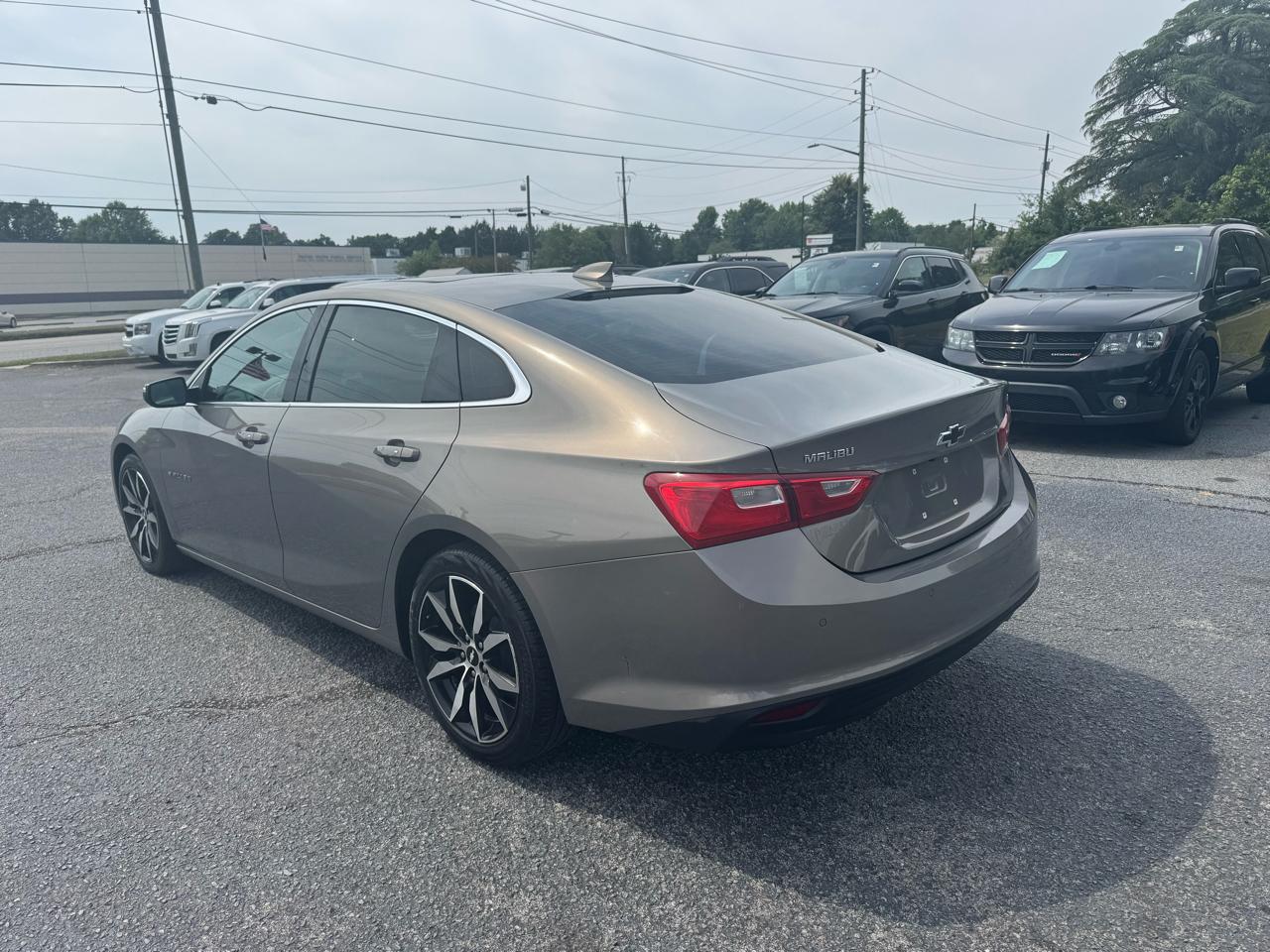 Chevrolet Malibu 4dr Sdn LT w/1LT 2017