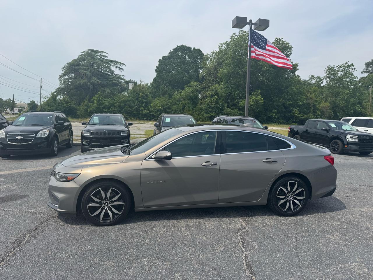 Chevrolet Malibu 4dr Sdn LT w/1LT 2017