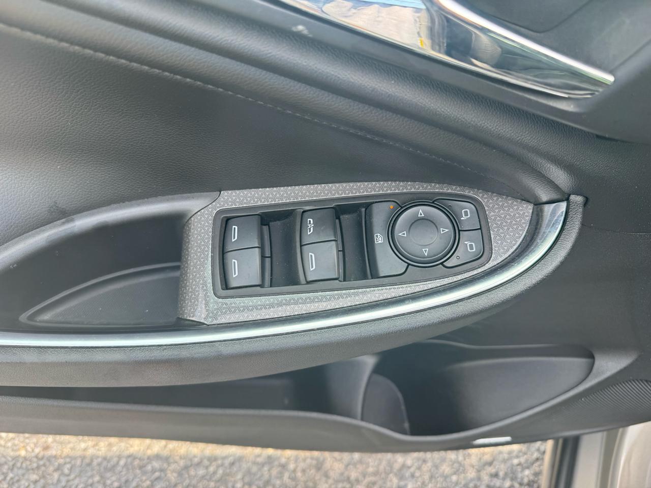 Chevrolet Malibu 4dr Sdn LT w/1LT 2017