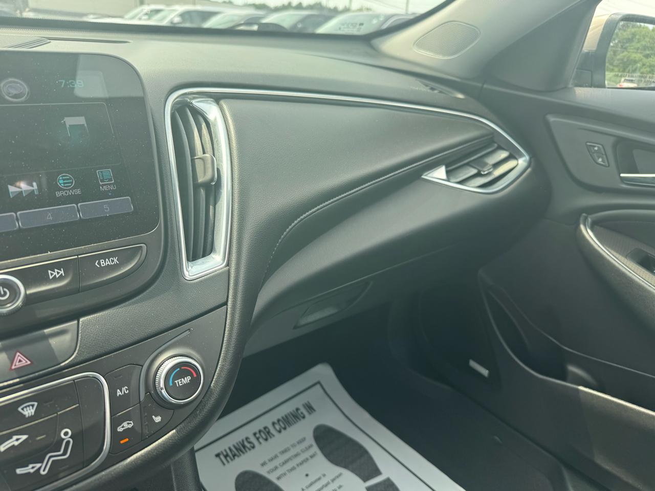 Chevrolet Malibu 4dr Sdn LT w/1LT 2017