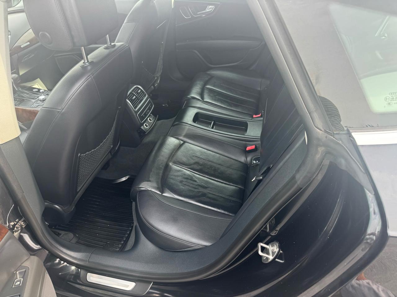 Audi A7 4dr HB quattro 3.0 Premium Plus 2013